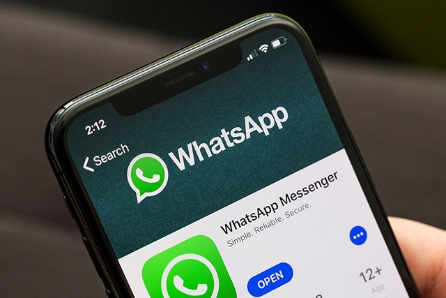 whatsapp crosses 2 billion users