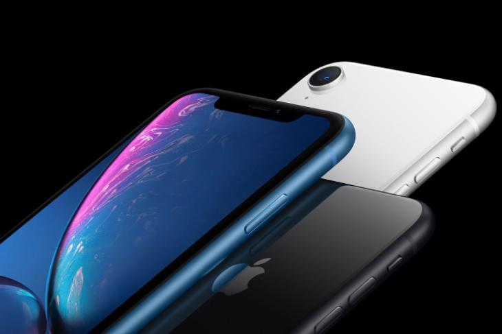 15 Best iPhone XR Accessories That You Can Buy