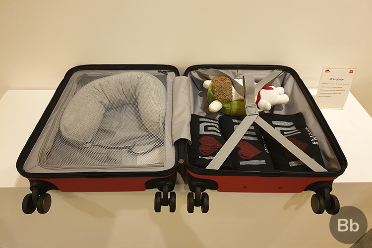 Mi Luggage Handson Review AllNew Product, Typical Xiaomi Quality