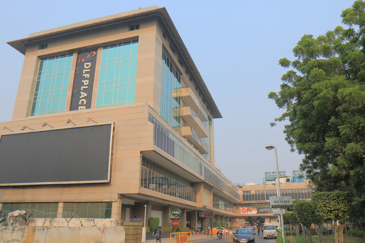 DLF Shopping Malls Unveil India’s First Phygital Platform ‘Lukout’