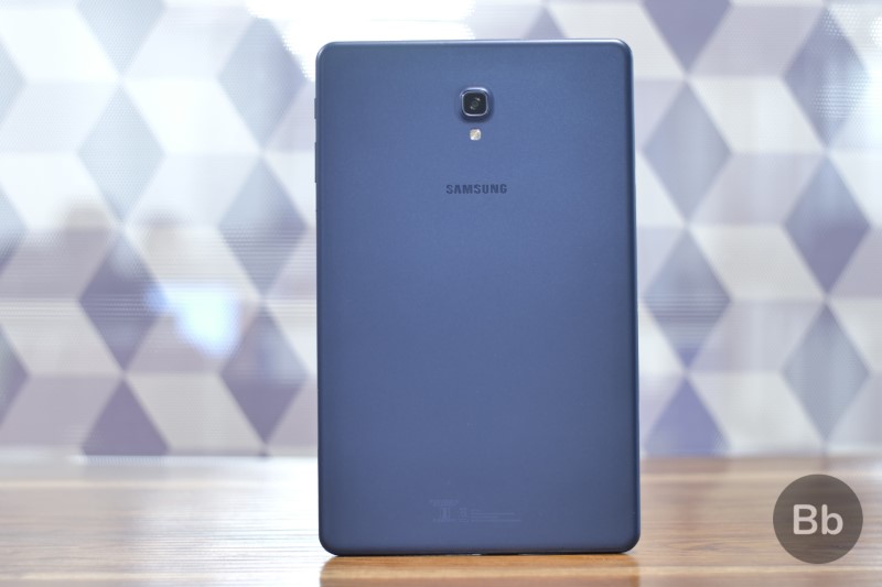 Samsung Galaxy Tab A 10.5 (2018) Review: Not Worth “Picking up the tab”!
