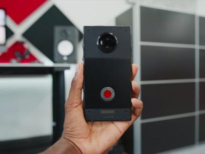 red hydrogen one unboxing and hands-on