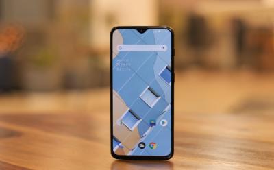 7 Best OnePlus 6T Screen Protectors You Can Buy