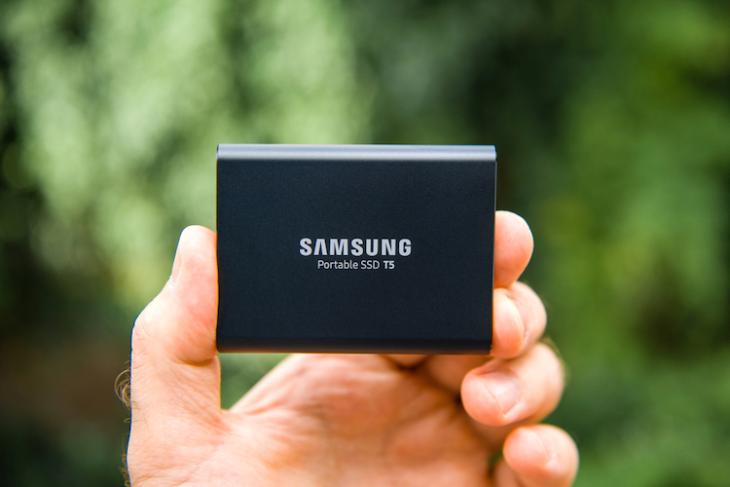 Amazon Great Indian Festival- Get 500 GB Samsung T5 SSD for Rs.9999 (50% Off)