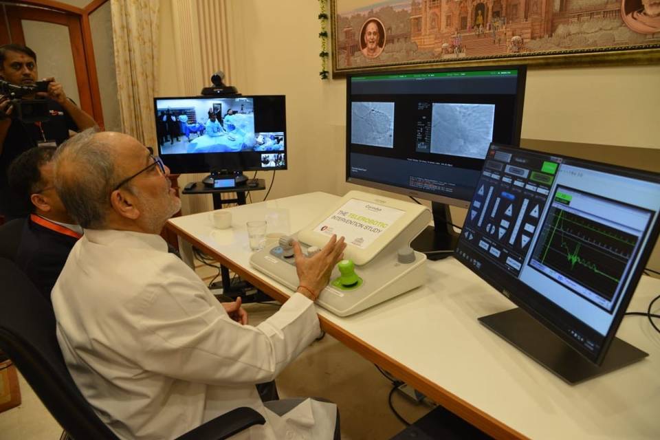 Ahmedabad Doctor Claims World’s First Telerobotic Heart Surgery on Patient 32 KM Away