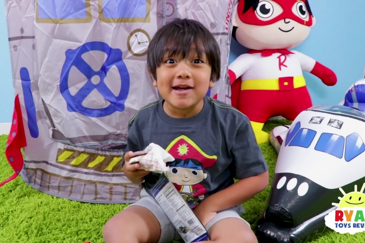 This 7-Year-Old Is the Year’s Highest Paid YouTube Creator
