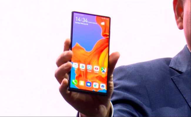 This is Huawei’s €2300 Folding Phone, the Huawei Mate X