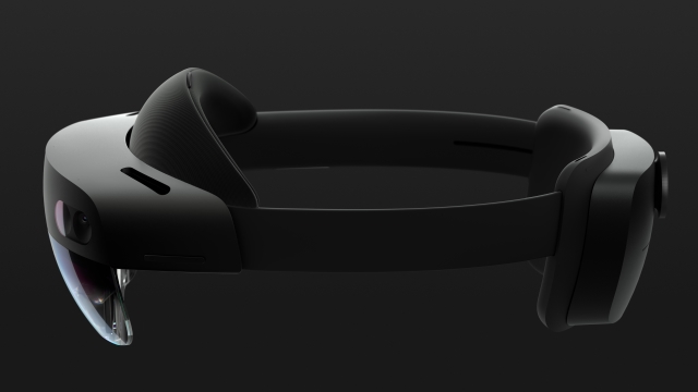 Microsoft Debuts $3500 HoloLens 2 With Improved FOV, Immersion and App Support