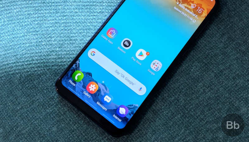 Samsung Galaxy M10 Review: Can It Bring Samsung's Mojo Back? | Beebom