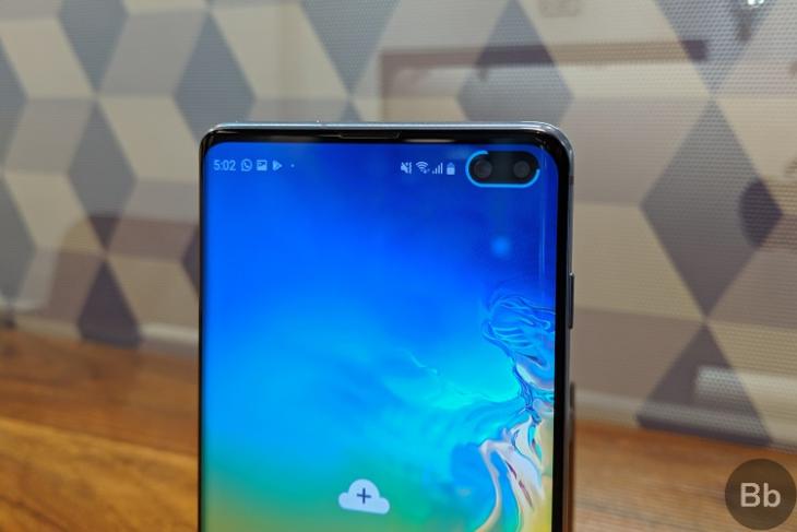 How to Customize Galaxy S10 Punch-Hole Display to Show Battery and Notifications
