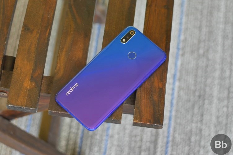 realme 3 pro first impressions: stands tall against the Redmi