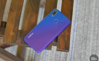 realme 3 pro first impressions: stands tall against the Redmi