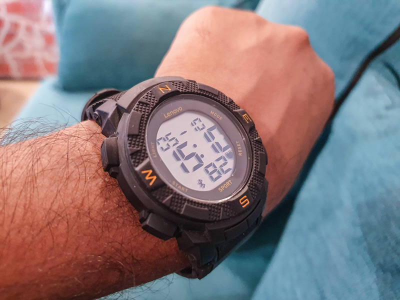 Lenovo smart hot sale watch review