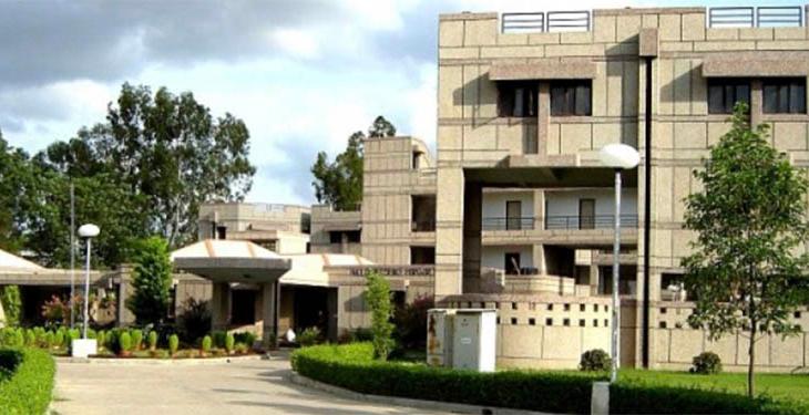iit kanpur