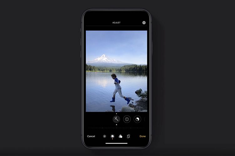 iOS 13 Brings a Much More Powerful Builtin Photo Editor Beebom