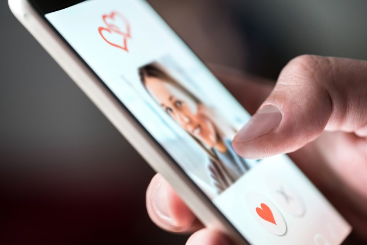 How online dating is helping you be a social animal