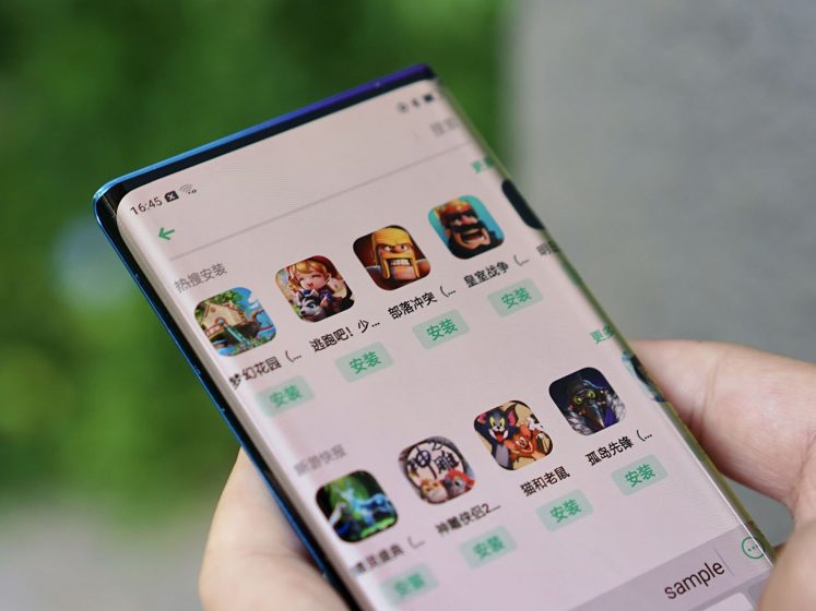 oppo waterfall screen with almost 100% screen-to-body ratio