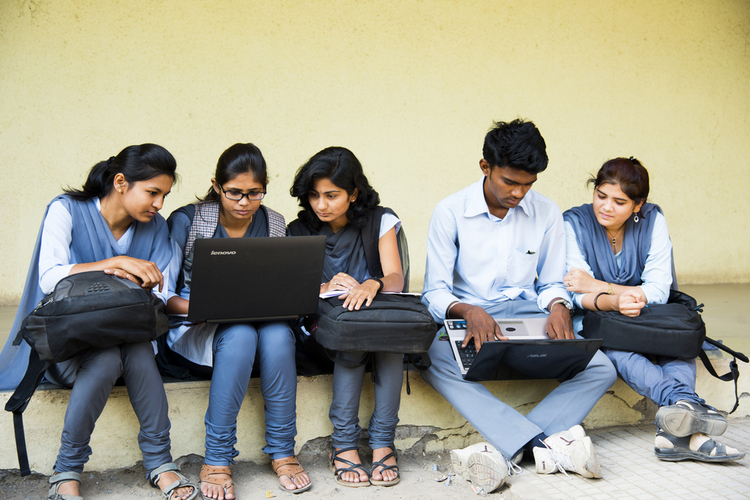 92% Indian Youth Unaware of Online Placement Services: Survey
https://beebom.com/wp-content/uploads/2019/08/India-Youth-Young-Men-Women-Students-shutterstock-website.jpg