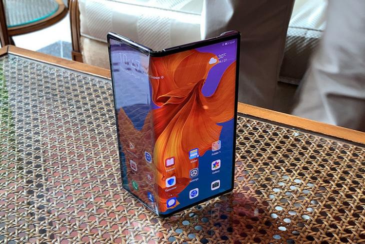 ting Anmeldelse Selskab Huawei Mate X Foldable with Kirin 980 Goes on Sale from Nov 15 | Beebom