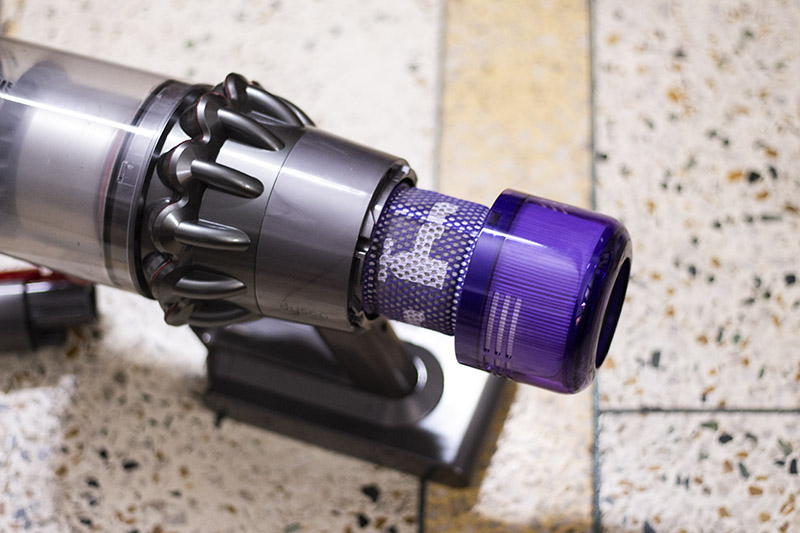 Dyson V11 Absolute Pro Vacuum Cleaner Review Beebom