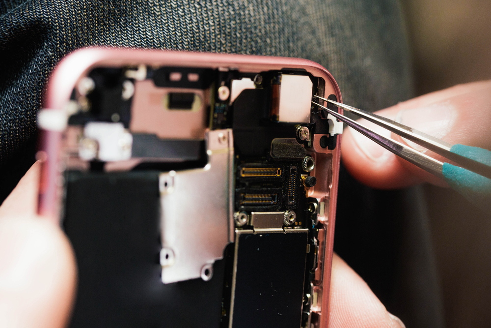 Apple iPhone repair