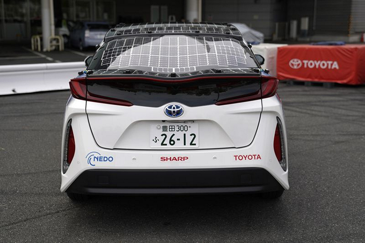 Toyota solar store panel car