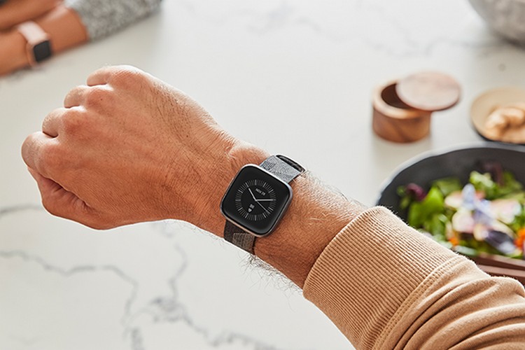 Fitbit versa 2 google hot sale assistant