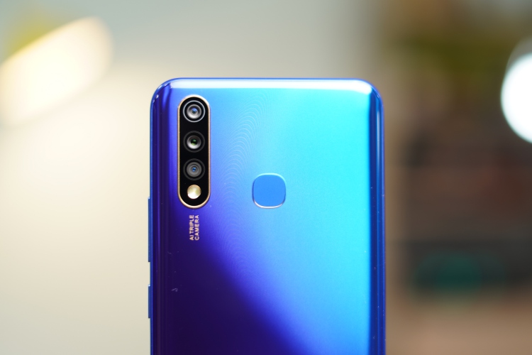 vivo U20 triple camera setup