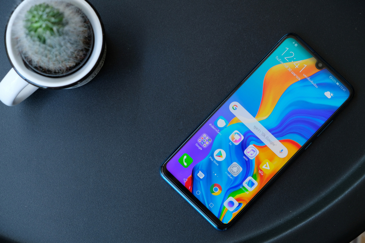 P40 Lite coming soon - Huawei P30 Lite shutterstock website