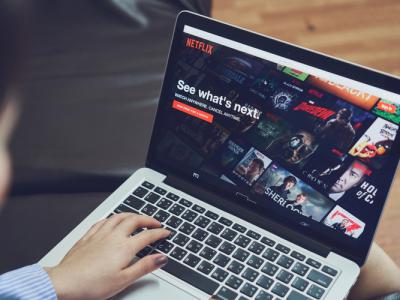 This Chrome Extension Lets You Watch Netflix Remotely With Your Friends