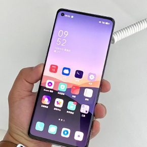 reno 3 pro live shot - display