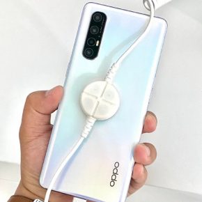 reno 3 pro live shot - rear white