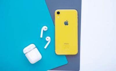 Apple could bundle Airpods with next iphone