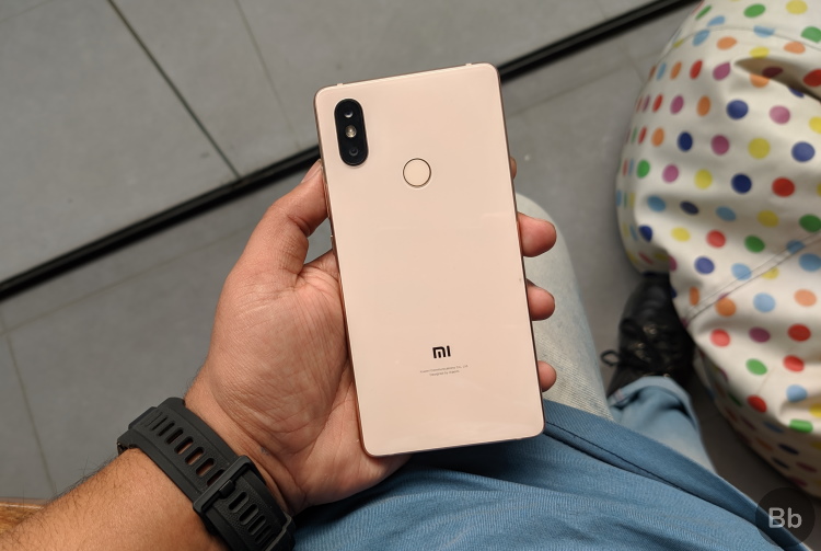 mi branding shown off on Mi 8 Lite