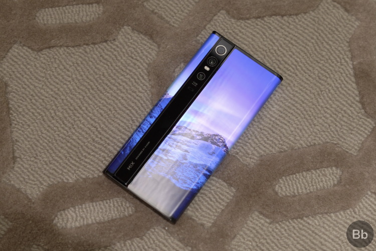 mi mix alpha - rear panel