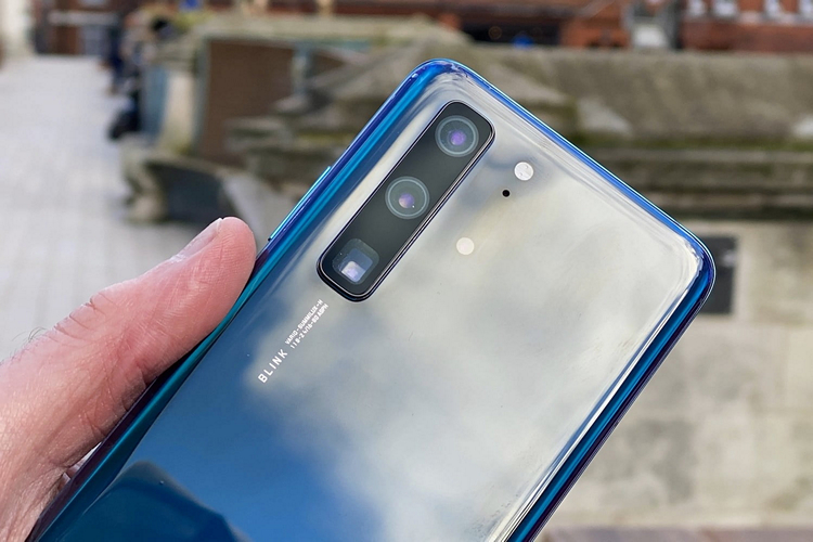 Huawei P40 Hands-on Images Surface Online
https://beebom.com/wp-content/uploads/2020/02/huawei-p40-camera-prototype.jpg
