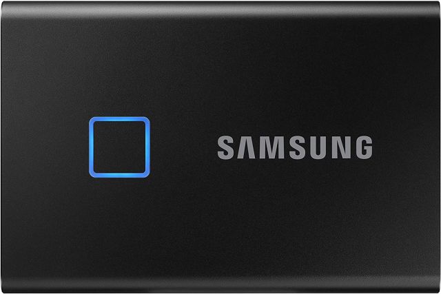 3. Samsung T7 SSD - 1TB Best MacBook Air 2020 Accessories