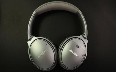 Bose Now Lets You Downgrade Firmware of QC 35 If You’re Facing ANC Issues