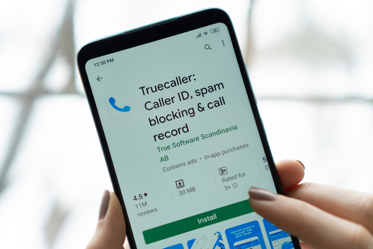 Truecaller May Soon Detect Phone Scammers in Real Time
