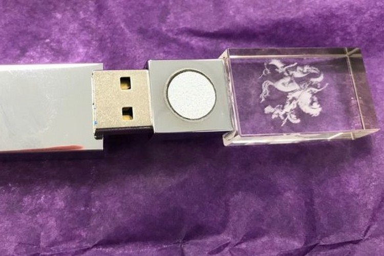 This $420 “Anti-5G” USB Stick is Just Stupid
https://beebom.com/wp-content/uploads/2020/05/5G-bio-shield-feat..jpg