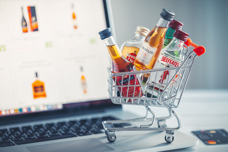 Amazon, BigBasket Gearing up to Enter Alcohol Delivery Business in