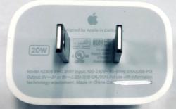 Apple 20W charger feat.
