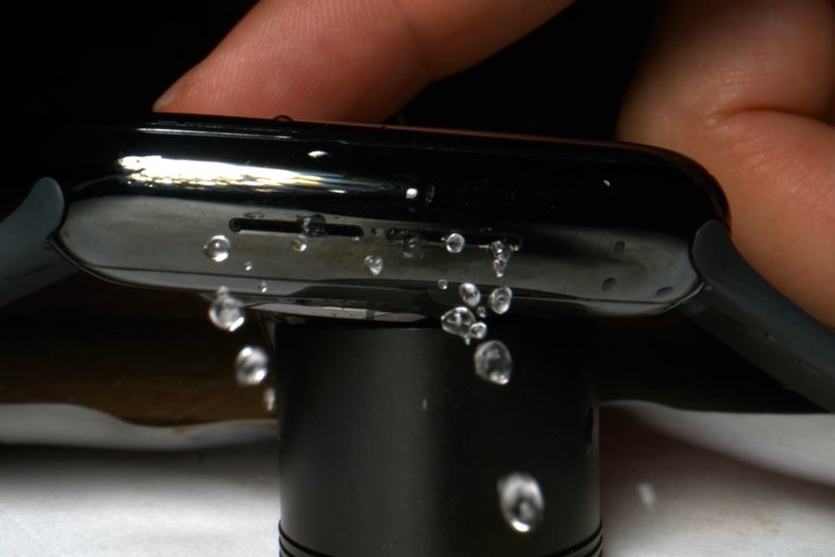 Watch the Apple Watch Eject Water in Really Slow Motion Beebom