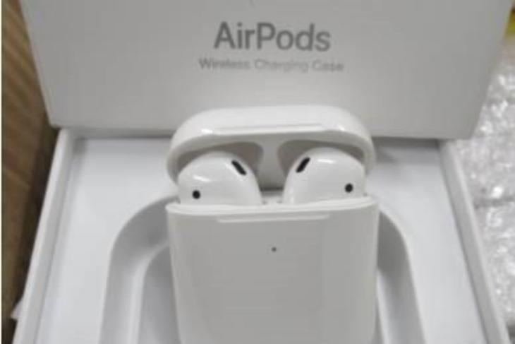 Perfekt kant USA US Customs Destroyed Fake AirPods Worth $4000 From China