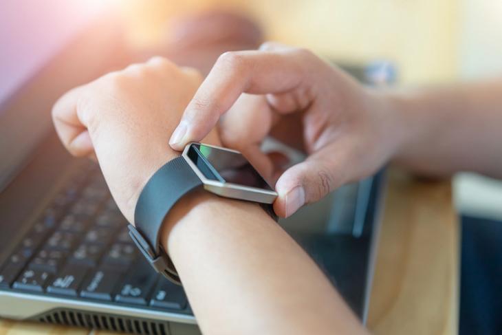 Wearables-smartwatch-shutterstock-website