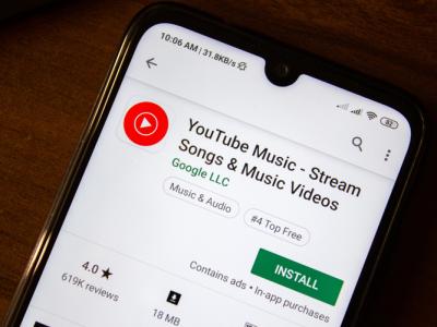 YouTube Music in Google maps feat.