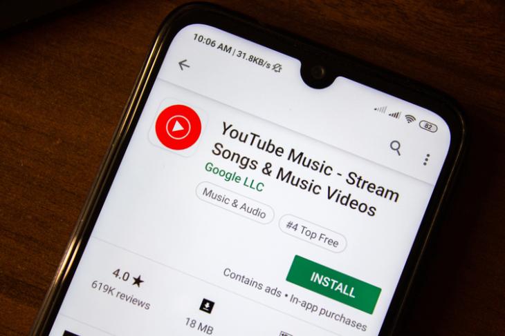 YouTube Music in Google maps feat.