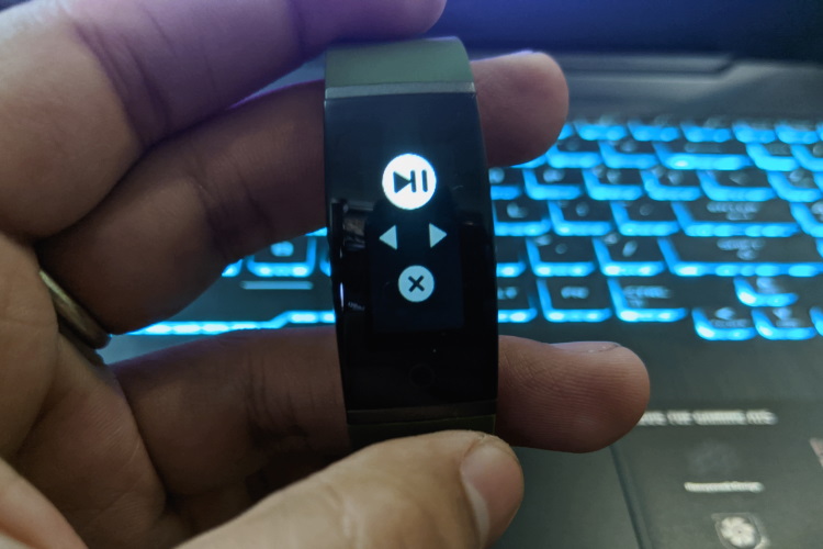 Realme Band Gains Music Control, Stopwatch Feature with Latest Update
