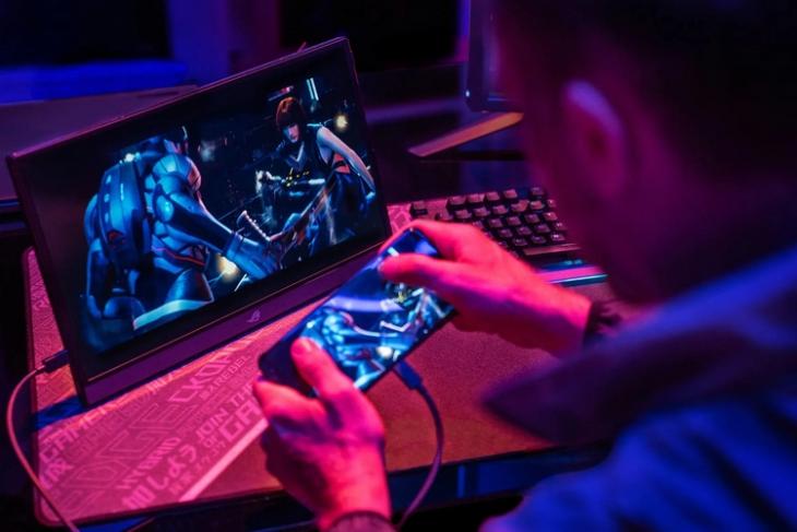 Asus Announces ROG Strix XG16 Portable Gaming Monitor