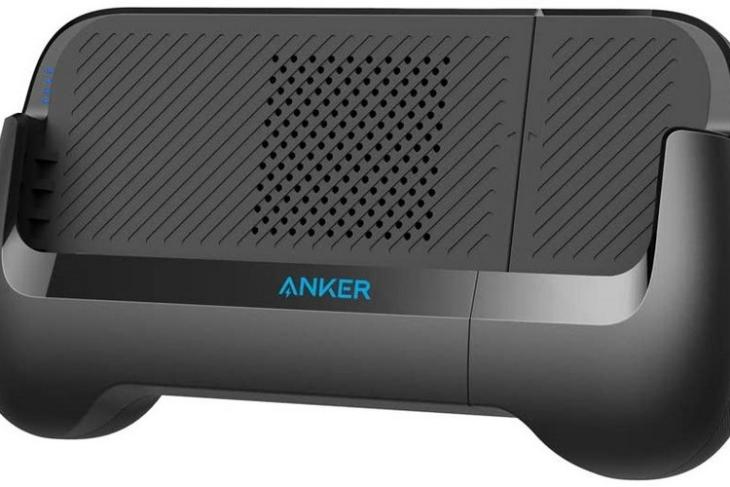 Anker powercore play 6700 feat.